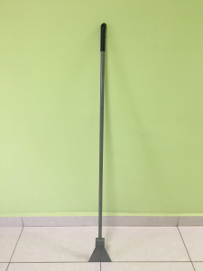 Ледоруб-топор сварной Б-3 с мет.черенком L-1200 c пласт.ручкой