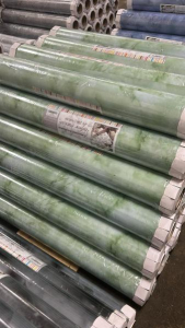 Гибкое стекло с рисунком толщ.0,6мм*1,0м*20м непрозрачная	M051-4мрамор зел