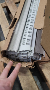 253  Деконика 70мм Плинтус Ясень серый 2,2м Идеал /20 УЦЕНКА